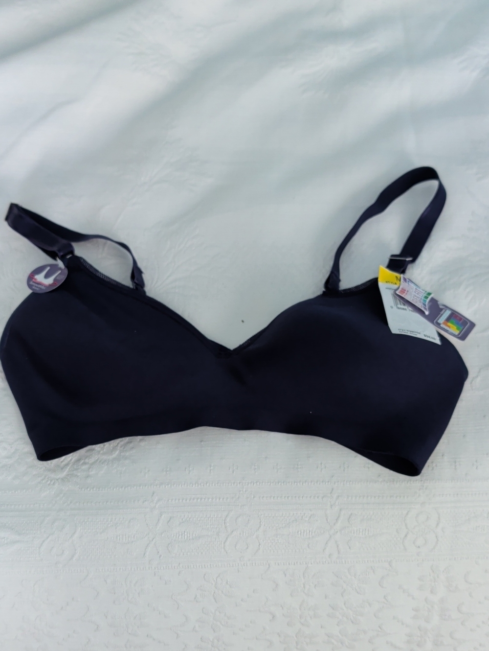 Hanes Black Wireless Seamless Bra